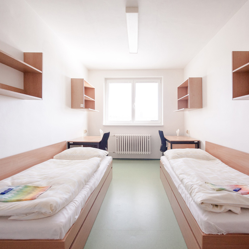 Jana Amose Komenskeho Szoba | MotoGP Brno Csehország | Szálloda Brno, Szállás | GProoms.eu